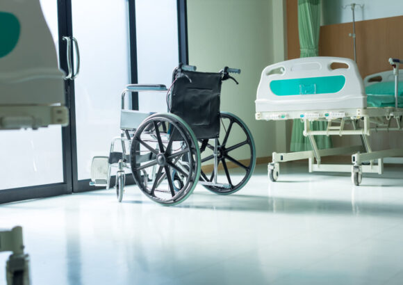 Αγορά αναπηρικό αμαξίδιο για το ιατρικό κέντρο Θέρμης
